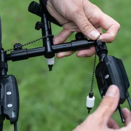 Advanta Adjustable Buzz Bars- Rod Support