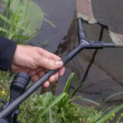 Avid Carp Lok Down Landing Net Holder- Nets