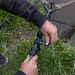 Avid Carp Lok Down Landing Net Holder- Nets