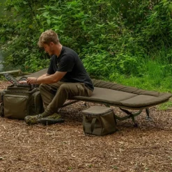 Avid Carp Revolve Bedchair- Bedchairs