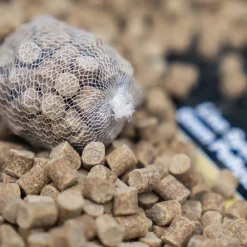 CC Moore Live System Pellets- Bait & Additives