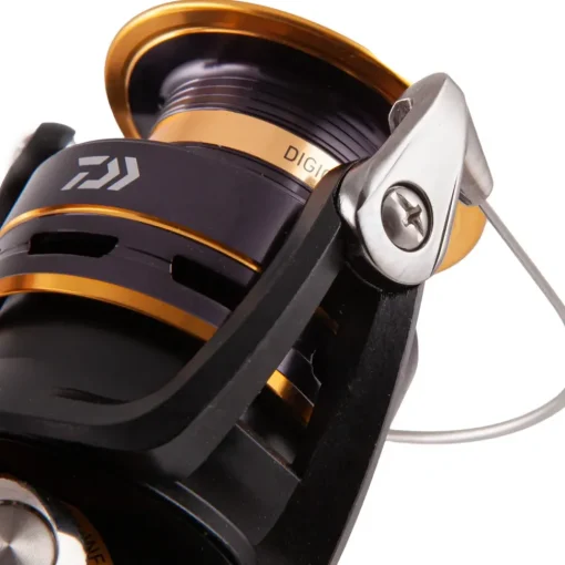 Daiwa 20 Crossfire Reel Black Gold