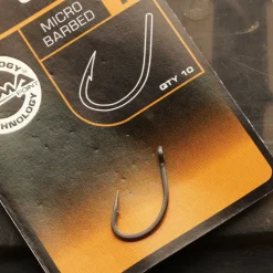 Fox Edges Curve Shank Short Hook- Terminal Tackle
