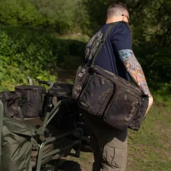 Korda Compac Dark Kamo Carryall Small- Luggage