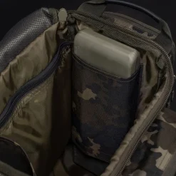 Korda Compac Dark Kamo Rucksack 30L- Luggage