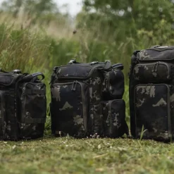 Korda Compac Dark Kamo Rucksack 30L- Luggage