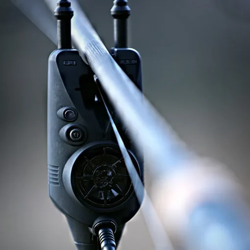 Nash Siren R4 2-Rod Fishing Bite Alarm Presentation Set- Bite Alarms
