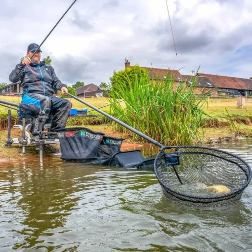Preston Carbon Match Landing Net